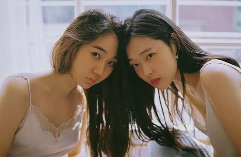 Bộ ảnh ủng hộ LGBT chưa từng được công bố của Sulli