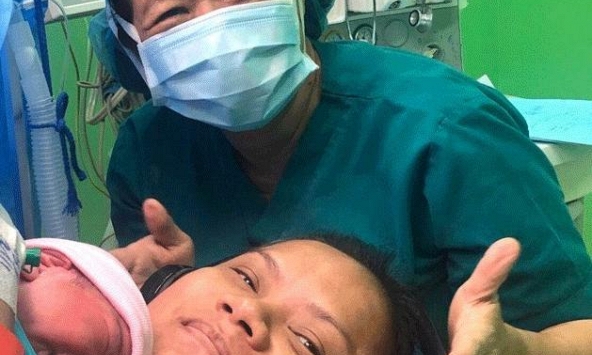 Chuyện lạ: Bệnh viện Từ Dũ cho sản phụ nghe nhạc trong lúc mổ lấy thai