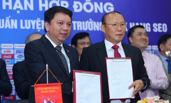 VFF chính thức gia hạn hợp đồng với HLV Park Hang Seo, mức lương bí mật 