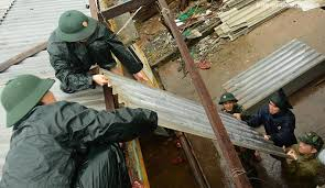 Bão số 6 giật cấp 14, áp sát vùng biển từ Quảng Ngãi-Khánh Hòa, biển động dữ dội