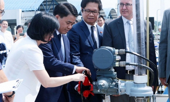 Các công ty mua nước sạch của nhà máy nước sông Đuống đối mặt phá sản?