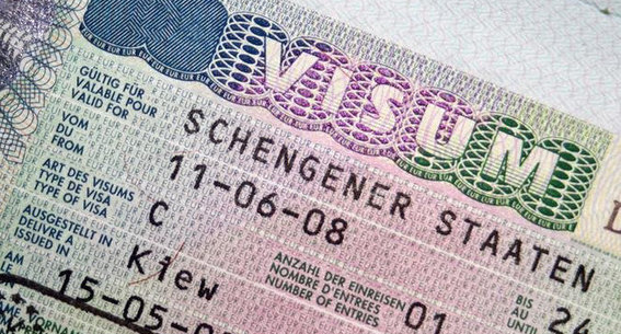 Siết chặt visa đi châu Âu sau vụ 39 người chết ở Anh?