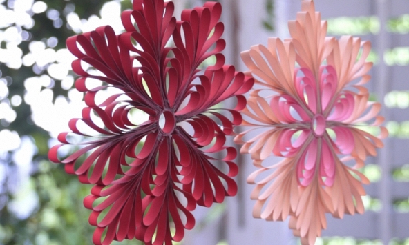 Hướng dẫn làm hoa tuyết bằng giấy dành cho dịp giáng sinh