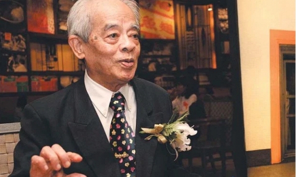 Giáo sư Rapee Sagarik - cha đẻ của hoa lan được Google doodles kỷ niệm sinh nhật lần thứ 97.