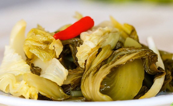 Muối dưa chẳng khó