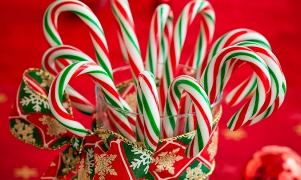 Lịch sử 239 năm tuổi về cây kẹo hình gậy đêm Giáng sinh