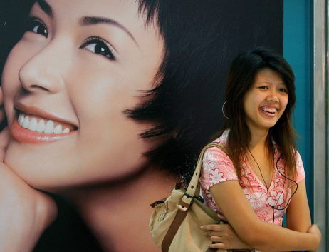 Nỗi ám ảnh da trắng trong quan điểm cái đẹp châu Á