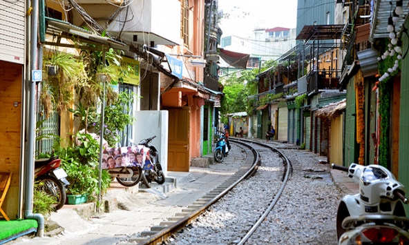 Phố đường tàu Hà Nội lọt vào danh sách các điểm đến nên tránh năm 2020