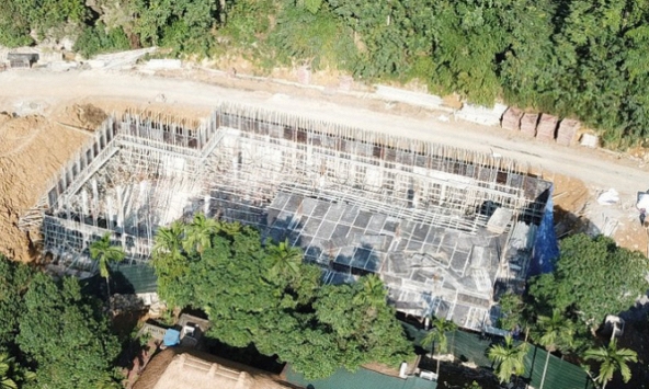 Hàng loạt công trình khủng lấn chiếm, xâm hại khu di tích Tràng An, Ninh Bình