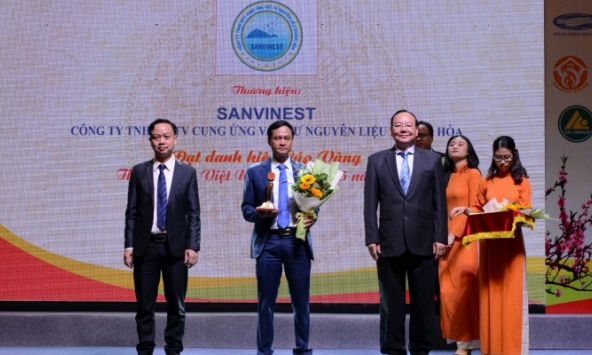 Yến sào Khánh Hòa nhận cú đúp tôn vinh Thương hiệu Việt 