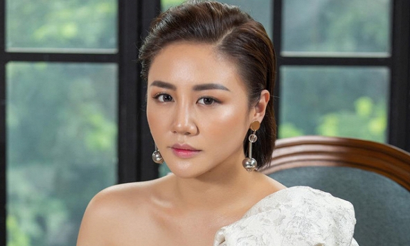 Thông tin về đối tượng đăng tải clip của Văn Mai Hương