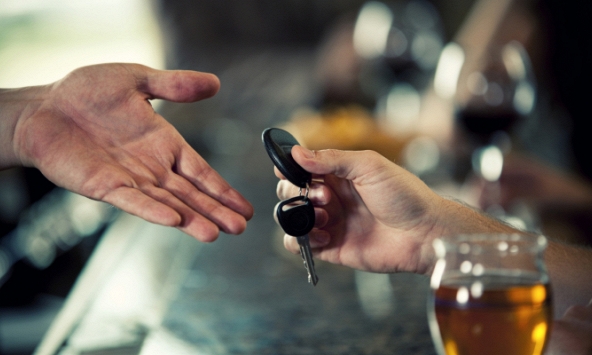 Dịch vụ đưa người say về nhà 'lên ngôi'