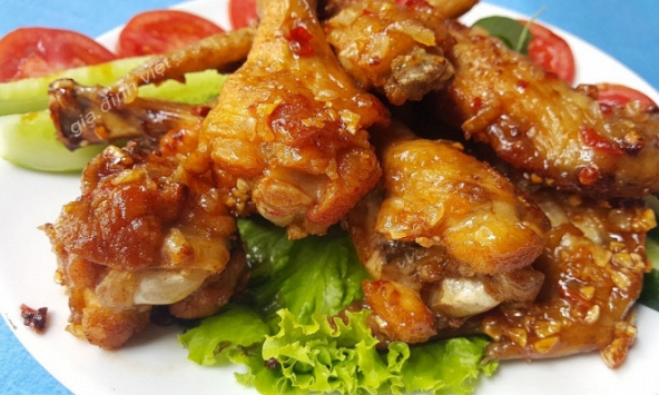 Hướng dẫn cách làm cánh gà chiên nước mắm kiểu Việt Nam