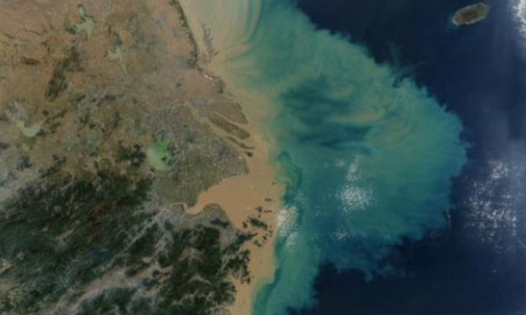  Mỗi giây, đại dương phải hứng chịu... 4 trái bom Hiroshima