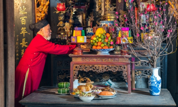 Những vấn đề cần đặc biệt lưu tâm khi dọn dẹp bàn thờ cuối năm