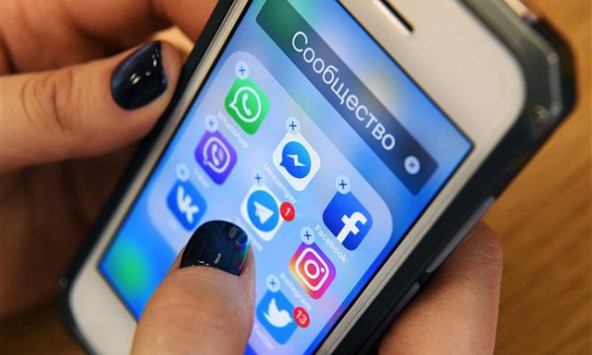 Facebook mạnh tay chặn tin giả về dịch bệnh