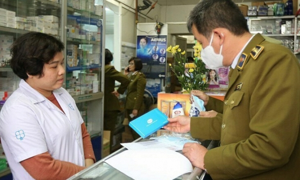 Phạt 1.220 nhà thuốc vì tăng giá khẩu trang y tế