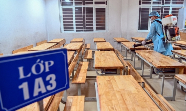 Vì sao Bộ GD&ĐT không tự phê duyệt việc cho học sinh nghỉ thêm vì dịch bệnh?