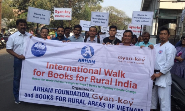 Theo bước chân Gandhi, những người Việt Nam và Ấn Độ muốn gì?