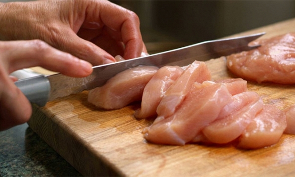 WHO khuyến cáo một số điều lưu ý khi đi chợ, nấu ăn để phòng  bệnh do virus corona