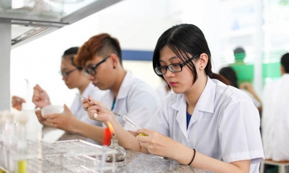 11 trường Đại học trực thuộc Bộ Y tế được yêu cầu đi học trở lại từ 2/3