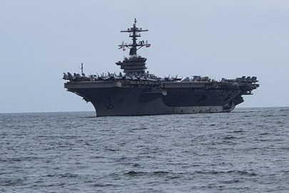 Tàu sân bay USS Theodore Roosevelt của Mỹ cập bến Đà Nẵng