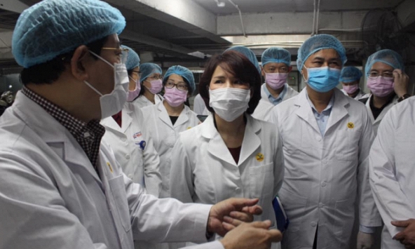 Covid-19 đã có biến chủng, Việt Nam tạm dừng miễn thị thực với công dân 8 nước châu Âu