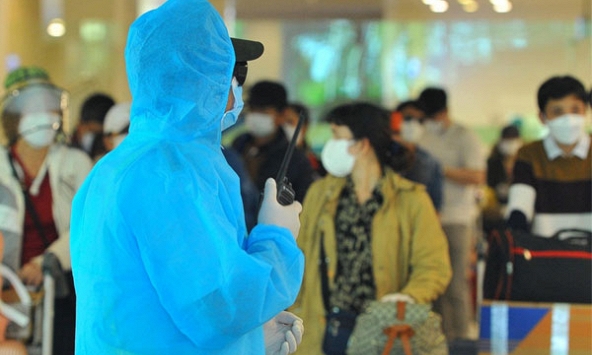 Thêm một ca nghi nhiễm virus Covid-19 ở Việt Nam có tiếp xúc với bệnh nhân trên chuyến bay VN54