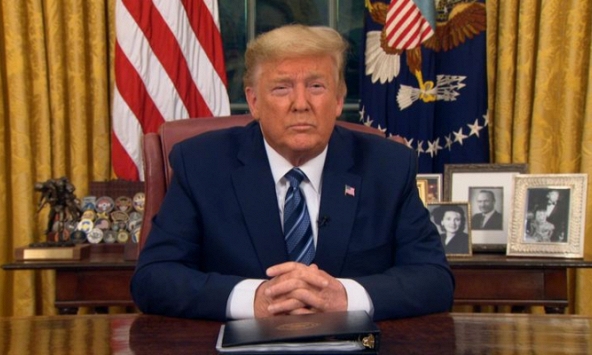 Tổng thống Mỹ Donald Trump tuyên bố tình trang khẩn cấp quốc gia vơi dịch Covid-19