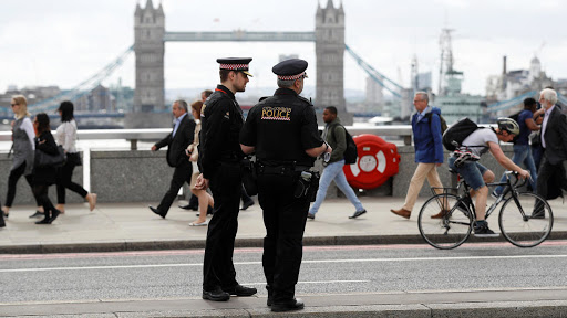 Anh công bố phong tỏa toàn quốc sau khi có 6.650 người nhiễm virus Covid-19