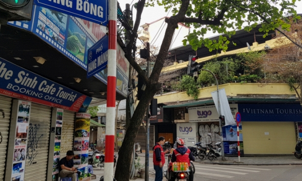 Các cơ sở kinh doanh không chấp hành quy định đóng cửa sẽ bị xử nghiêm