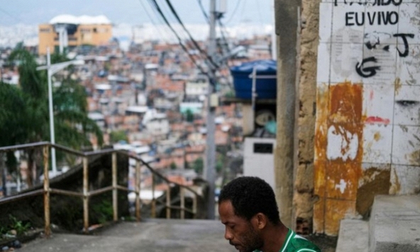 Mafia ở Brazil tự đưa ra giờ giới nghiêm cho người dân