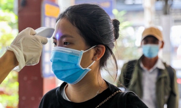 Xử phạt người không đeo khẩu trang 300.000 nghìn đồng