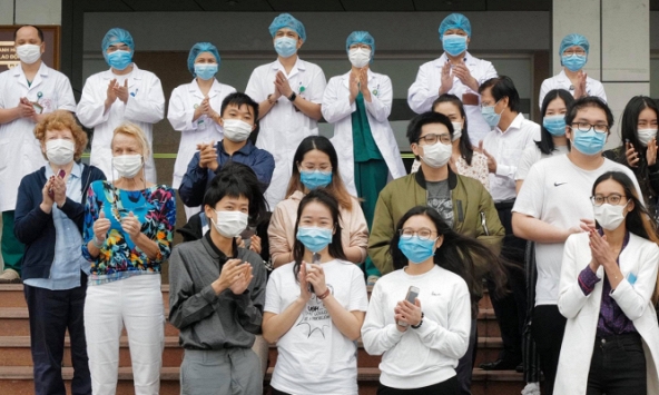 27 bệnh nhân Covid-19 xuất viện ngày 30/3