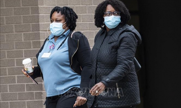 Mỹ, châu Âu thừa nhận tác dụng của việc đeo khẩu trang