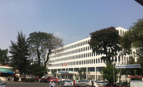 Bệnh nhân 91 nhiễm Covid-19 diễn tiến nặng, phải chạy ECMO