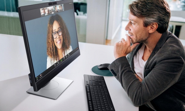 Ứng dụng Zoom chuyển dữ liệu cuộc gọi video về Trung Quốc