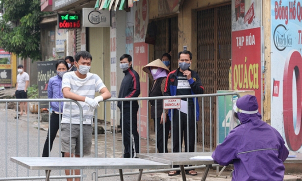 Chính thức phong tỏa toàn bộ 2.700 hộ dân ở Hạ Lôi 