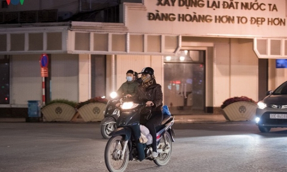 Hà Nội đón đợt rét bất thường cuối tháng 4