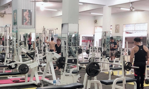 Tiệm massage, karaoke, vũ trường... chưa được phép mở cửa