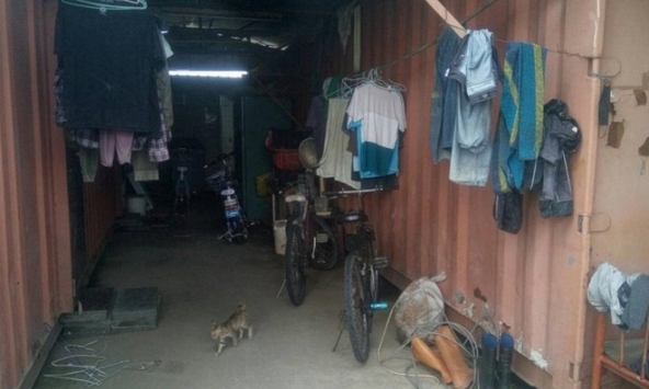 Lao động nhập cư ở Đài Loan chen chúc 30 người một phòng giữa mùa dịch