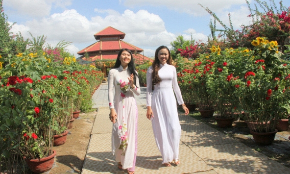 Làng nghề Trường Sơn giới thiệu trưng bày đặc biệt qua màn hình livestream 