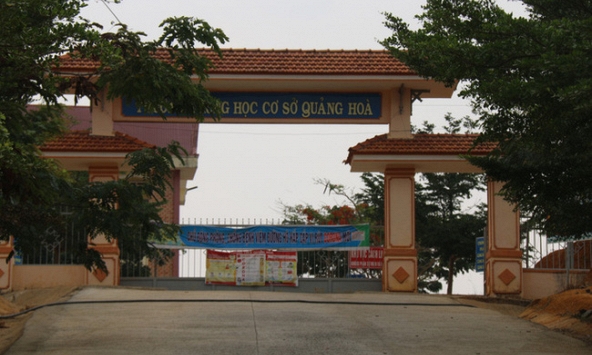 Sau kỳ nghỉ vì covid-19, nhiều học sinh đã lập gia đình và có con