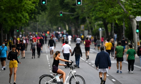 Cảnh giác làn sóng lây nhiễm thứ 2, nới lỏng kèm cảnh báo