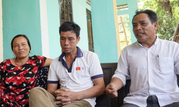 Trưởng thôn ở Thanh Hóa xin lỗi người dân vì vận động ký đơn từ chối nhận hỗ trợ