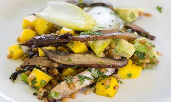 3 món Salad tuyệt ngon từ trái xoài