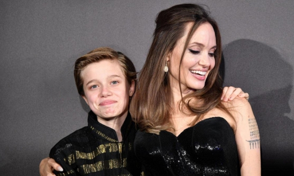 Con gái ruột của Angelina Jolie và Brad Pitt trở thành thần tượng trẻ nhất của cộng đồng LGBT 