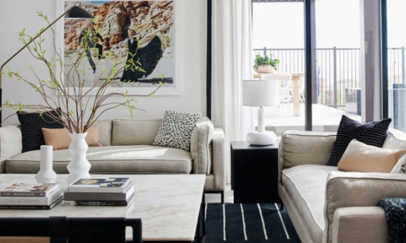 Những mẹo 'làm sáng' không gian nhà từ ngôi sao truyền hình 'Queer Eye'