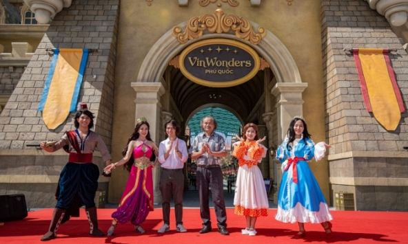 Ấn tượng thiên đường cổ tích lừng danh “phiên bản VinWonders”