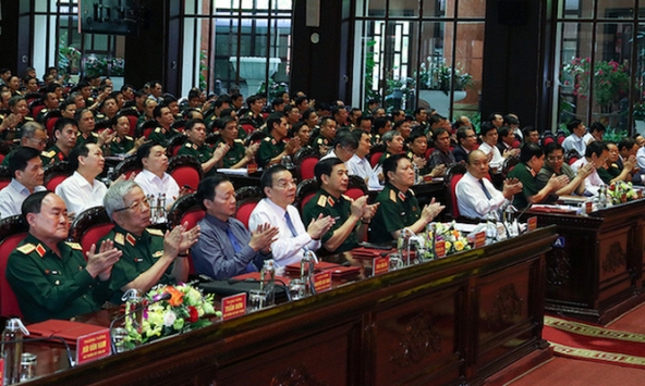 Bộ trưởng Bộ Quốc phòng: Quân đội cần duy trì nghiêm chế độ sẵn sàng chiến đấu